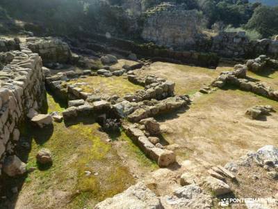 Ciudad de Vascos-Dolmen de Azután;senderos gr españa pantalones para senderismo ropa montaña send